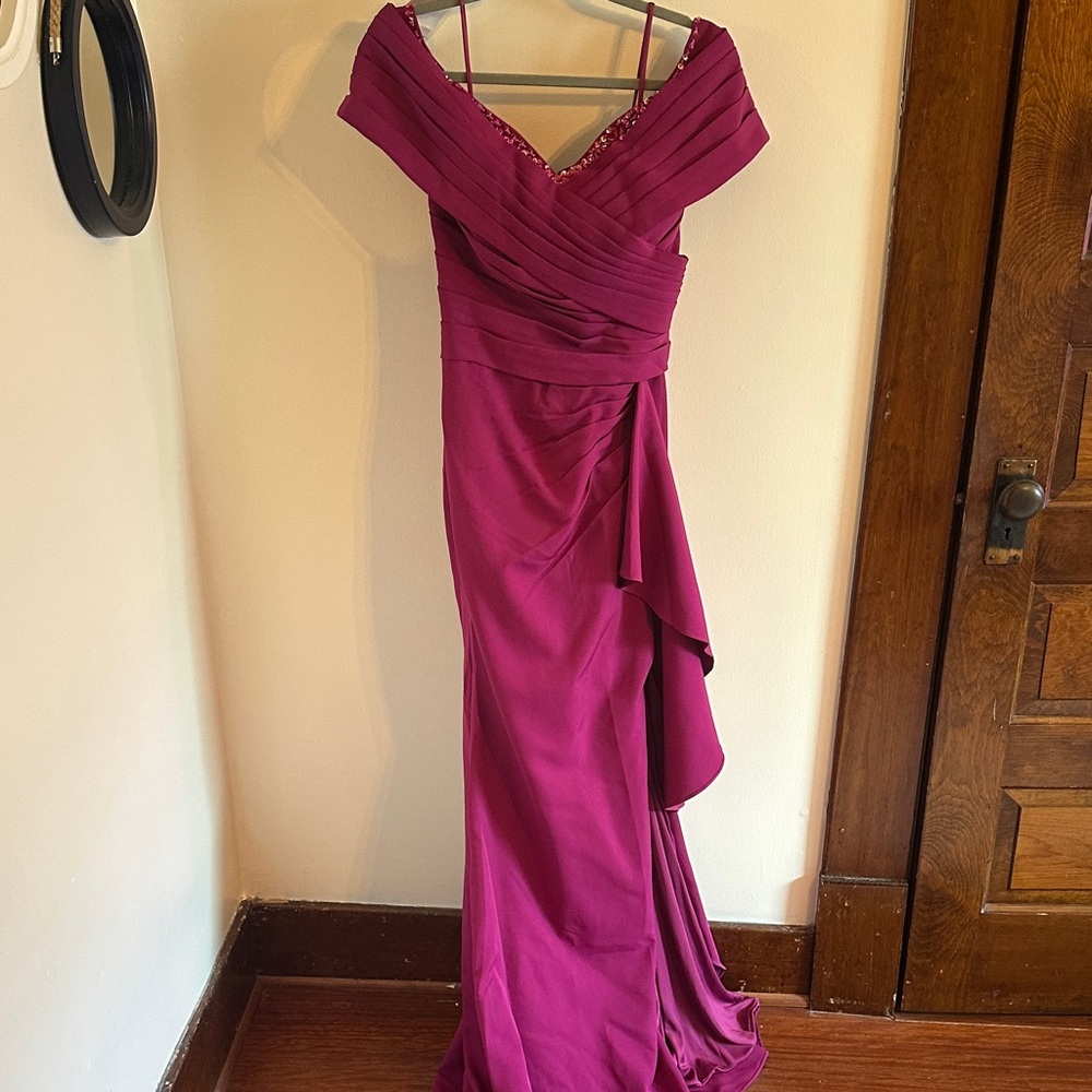 Elegant Magenta Evening Gown